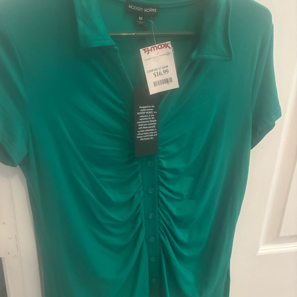 Green Women's Button-up Top